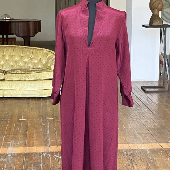 Wizzy Kit Maroon and navy polka dotted Maxi dress. - Picture 13 of 13